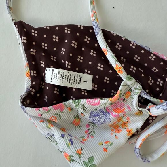 Maaji Bikini Dainty Underwire Bikini Top and Bottom Reversible Size L NWT - Picture 4 of 6